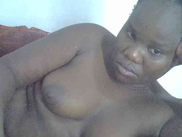 Smilingpussy webcam