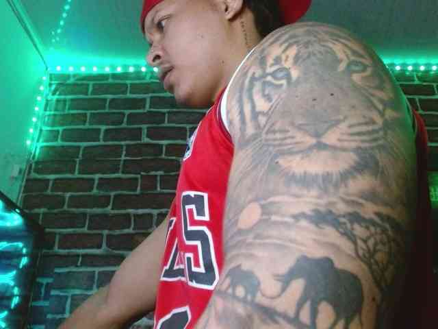 Jordann94 Live Webcam on BongaCams