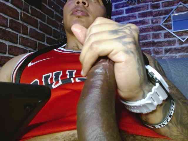 Jordann94 Live Webcam on BongaCams