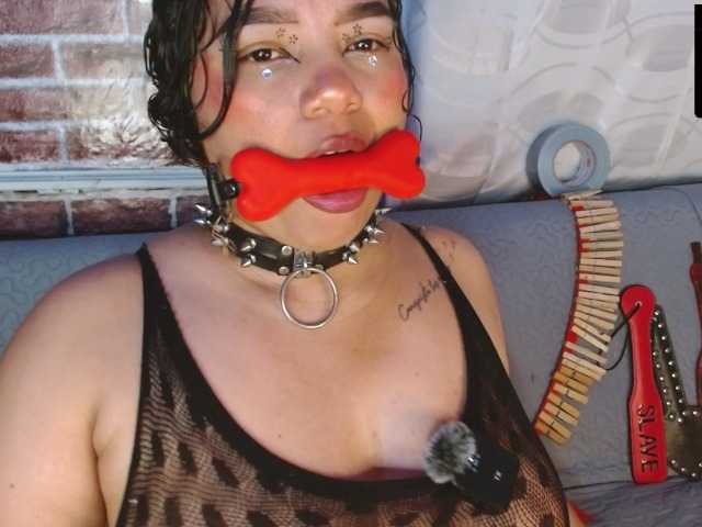 Leidy12 live cam