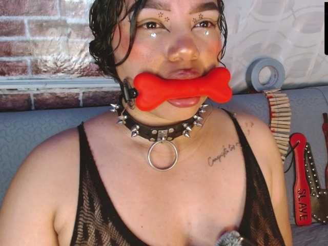 Leidy12 live cam preview