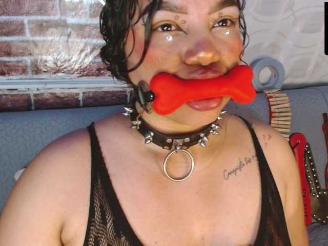Leidy12 live webcam show