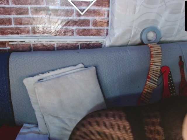 Leidy12 live cam