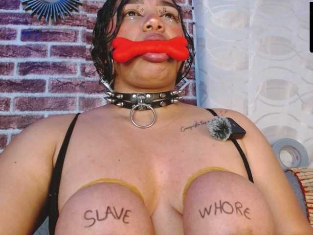 Leidy12 live cam