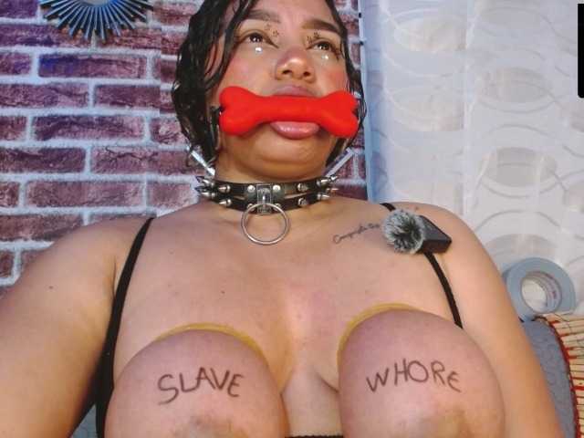 Leidy12 live webcam show