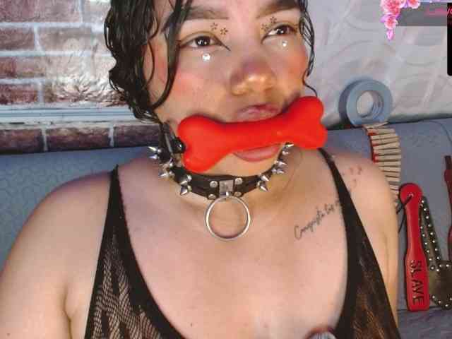 Leidy12 Live Webcam on BongaCams