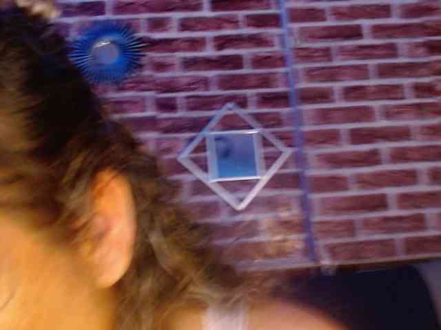Leidy12 webcam