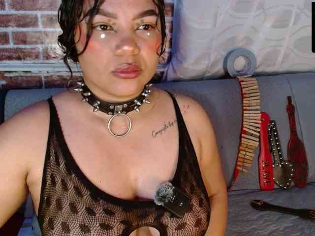 Leidy12 webcam