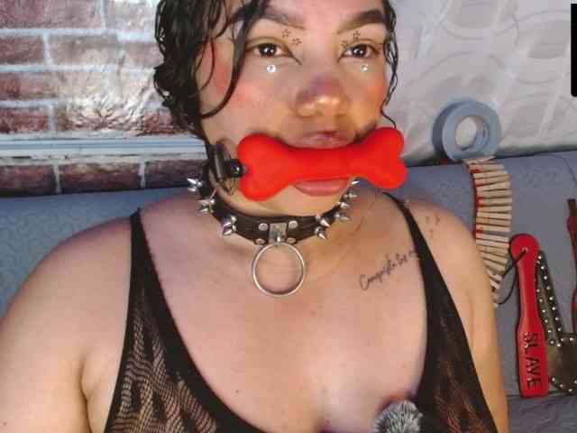 Leidy12 webcam