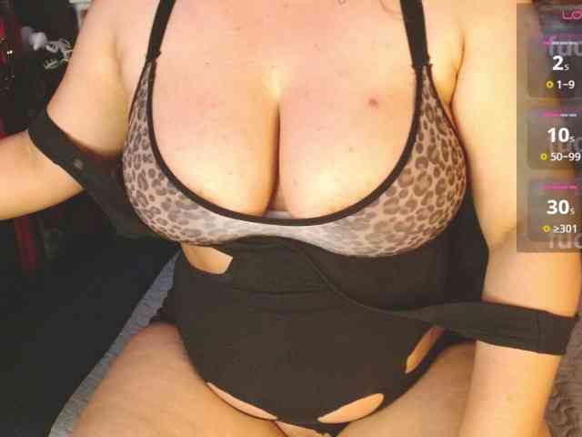 Leidy12 webcam