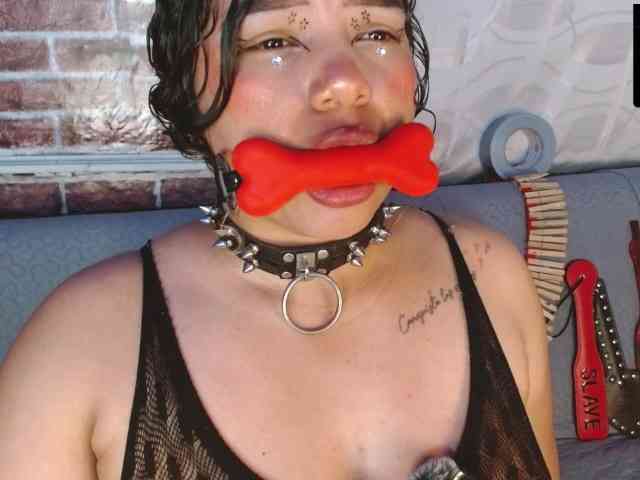 Leidy12 webcam