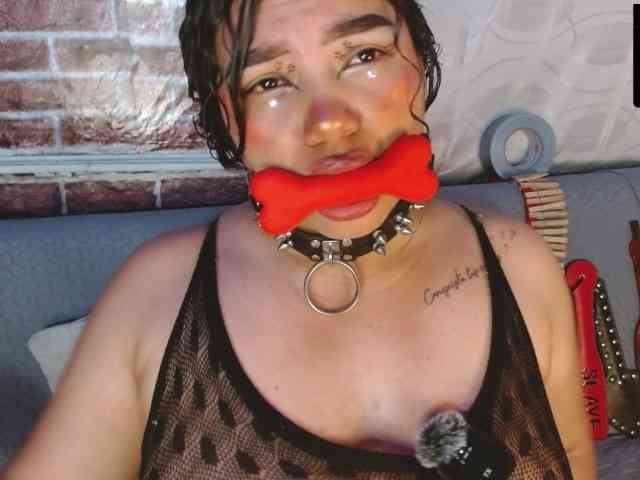 Leidy12 webcam