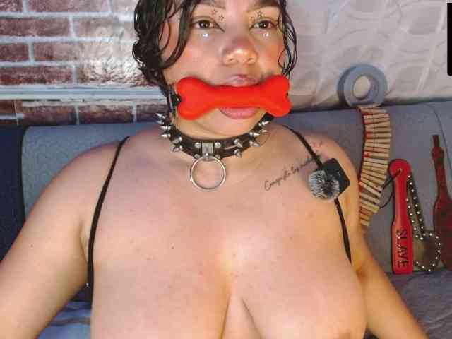 Leidy12 webcam