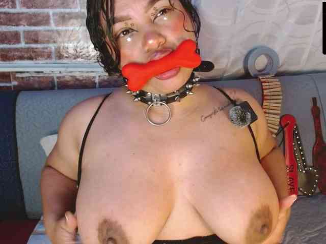 Leidy12 webcam