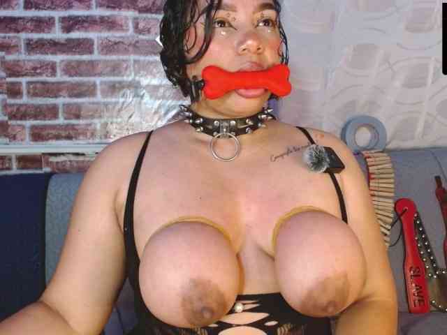 Leidy12 webcam