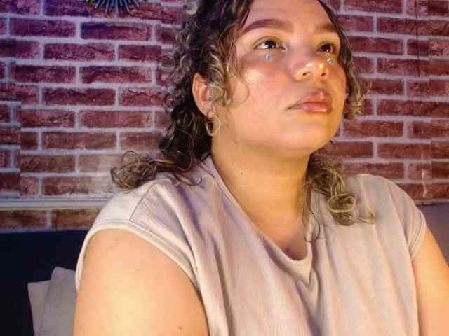 Leidy12 webcam