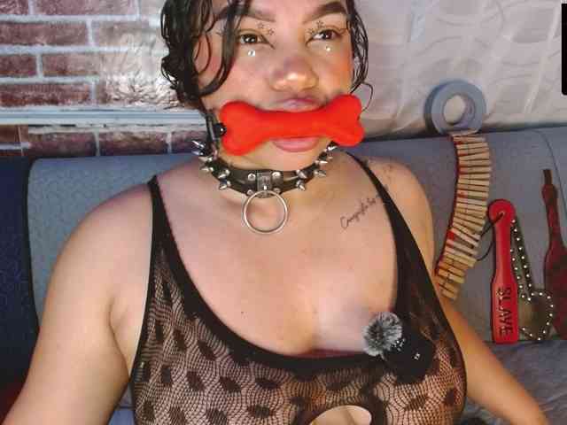 Leidy12 webcam