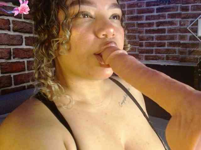 Leidy12 webcam