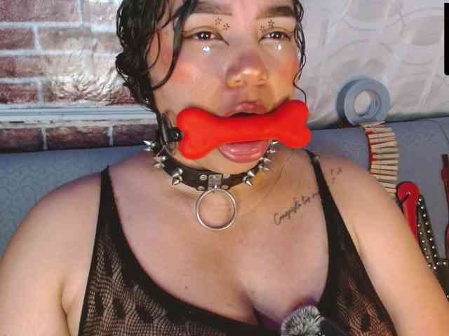 Leidy12 webcam