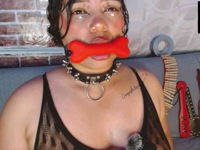 Leidy12 webcam
