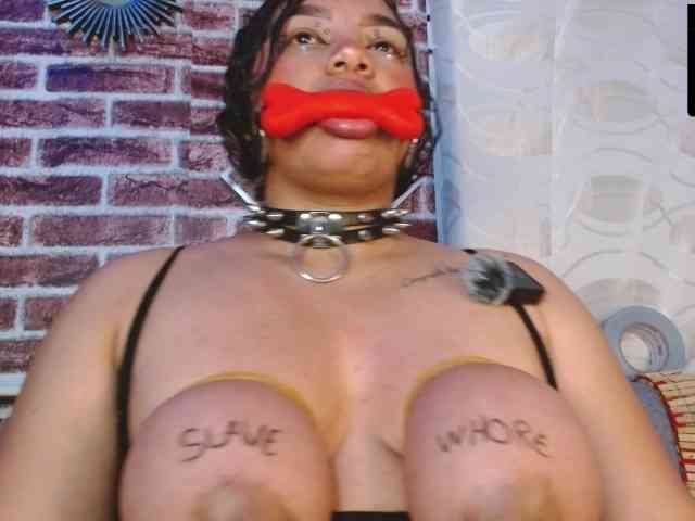 Leidy12 webcam