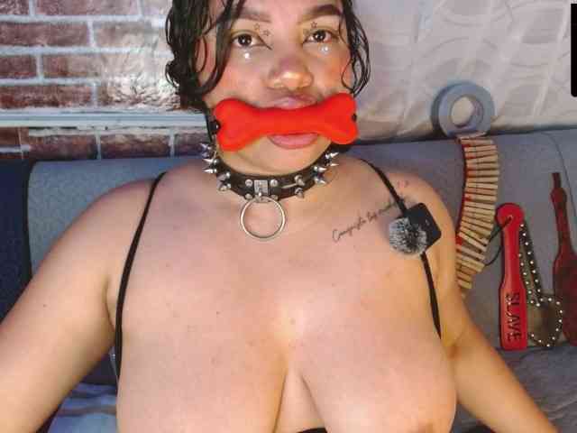 Leidy12 webcam