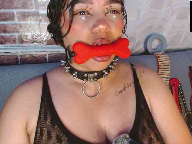 Leidy12 webcam