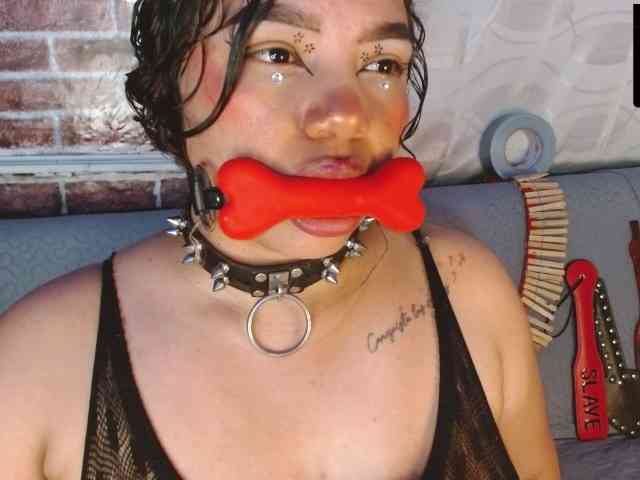 Leidy12 webcam