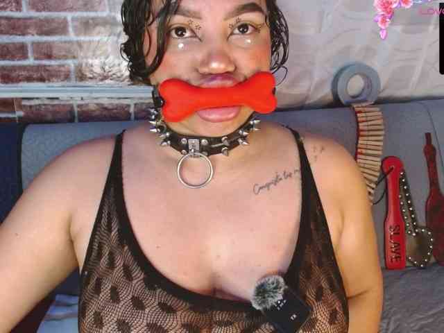 Leidy12 webcam