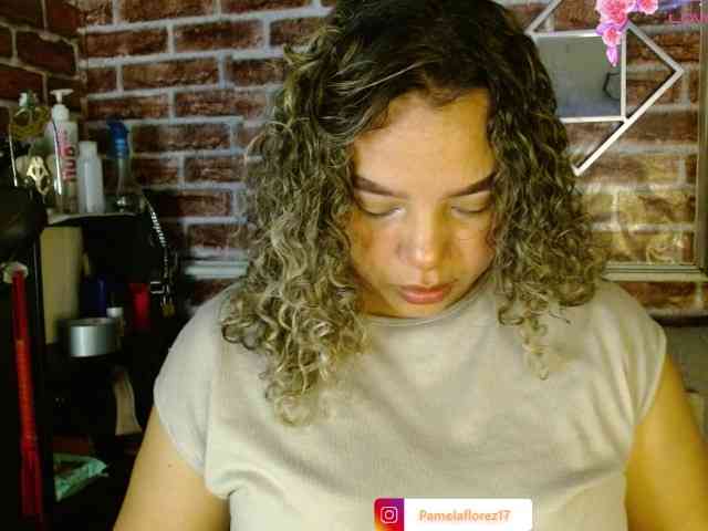 Leidy12 webcam