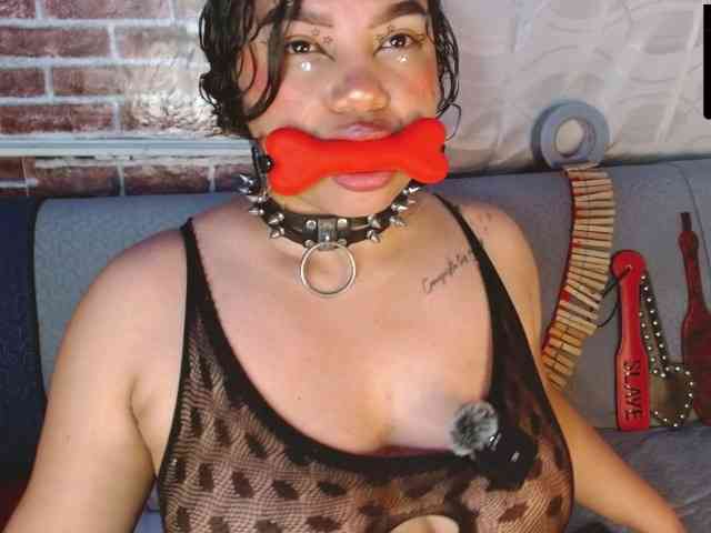 Leidy12 webcam