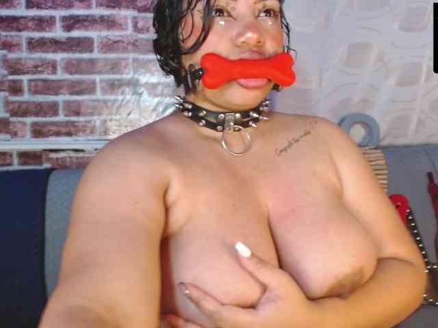 Leidy12 webcam