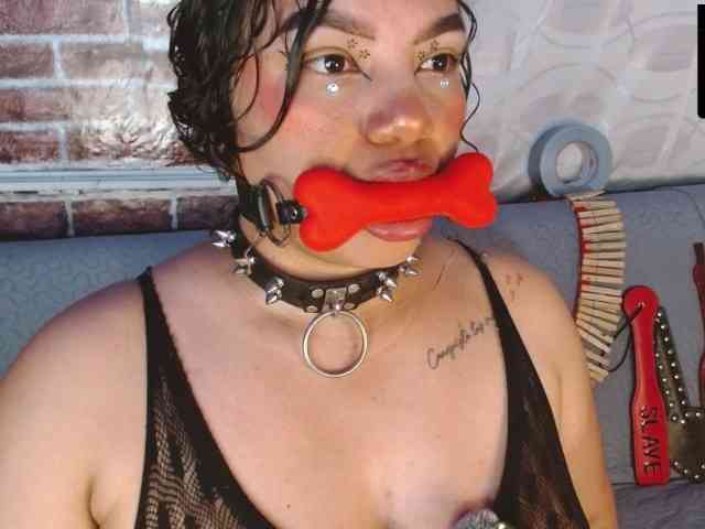 Leidy12 webcam