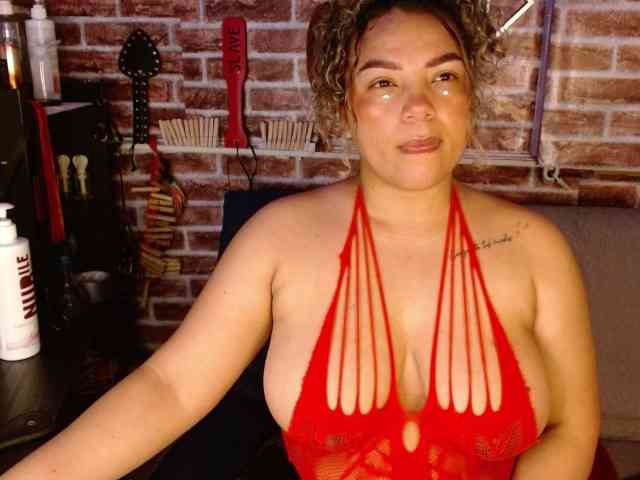 Leidy12 webcam