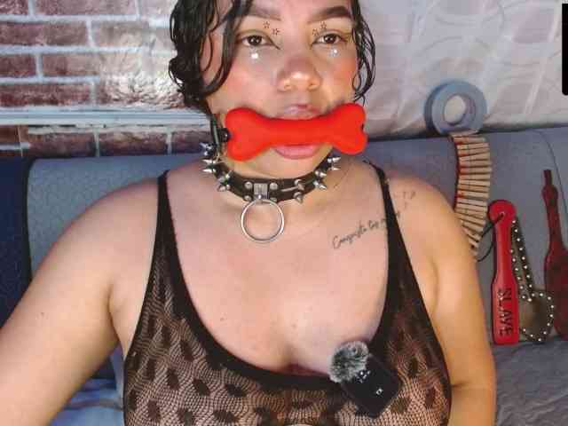 Leidy12 webcam