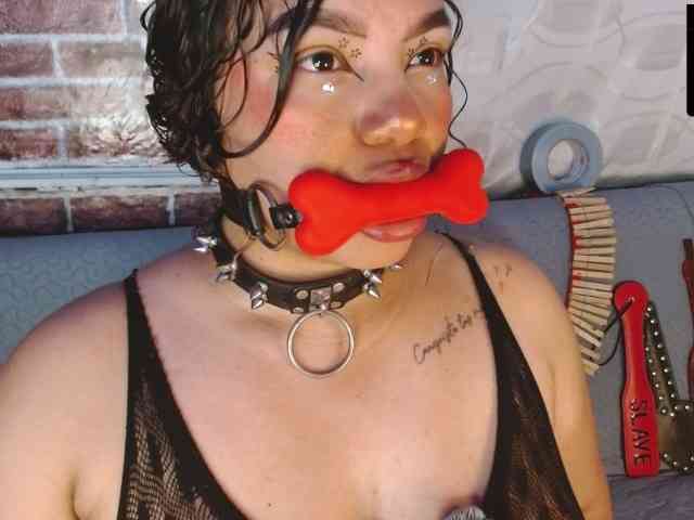 Leidy12 webcam
