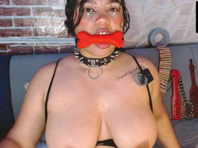 Leidy12 webcam