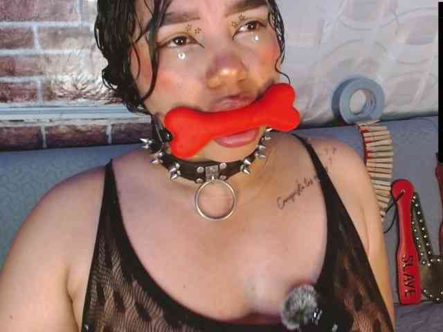 Leidy12 webcam