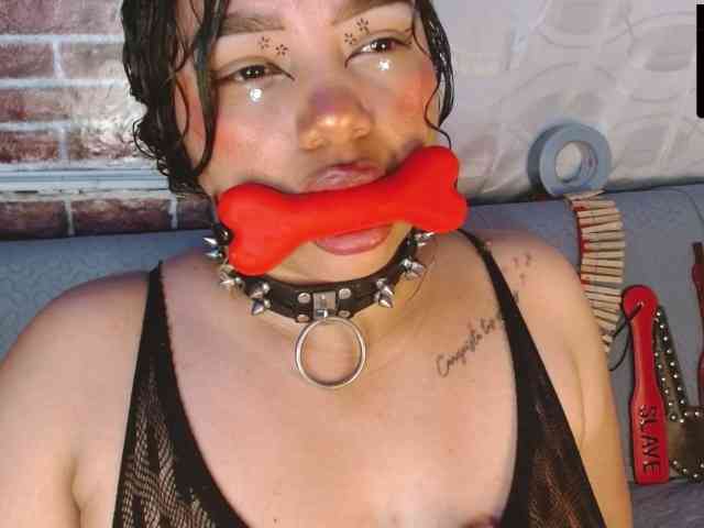 Leidy12 webcam