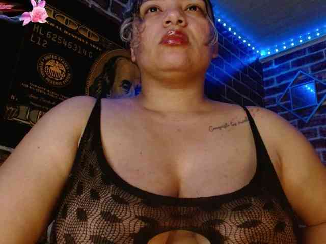 Leidy12 webcam