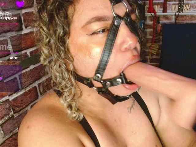 Leidy12 webcam
