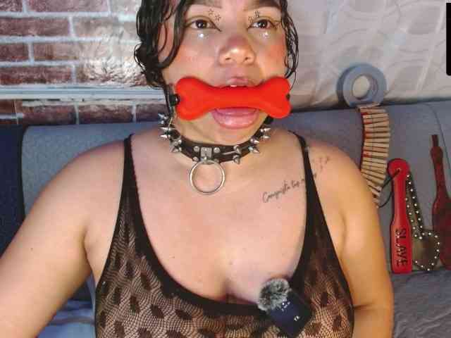 Leidy12 webcam