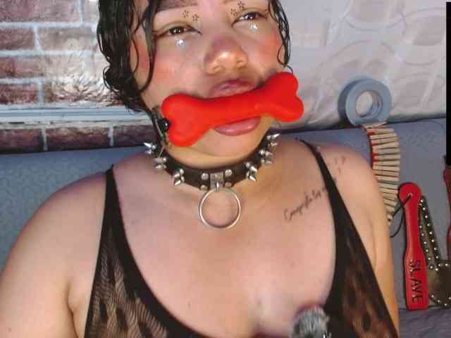 Leidy12 webcam
