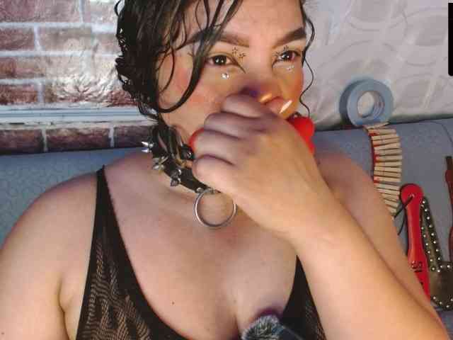 Leidy12 webcam