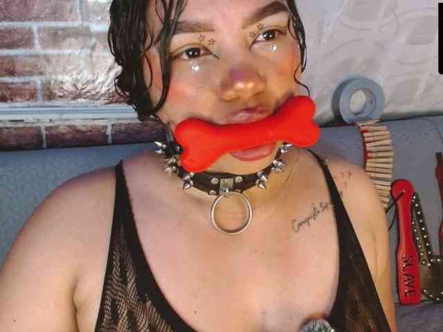 Leidy12 webcam