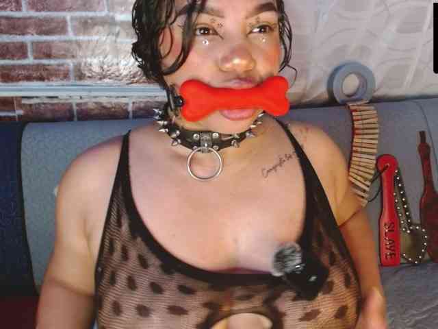 Leidy12 webcam