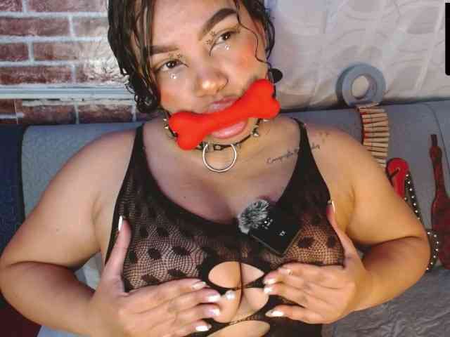 Leidy12 webcam