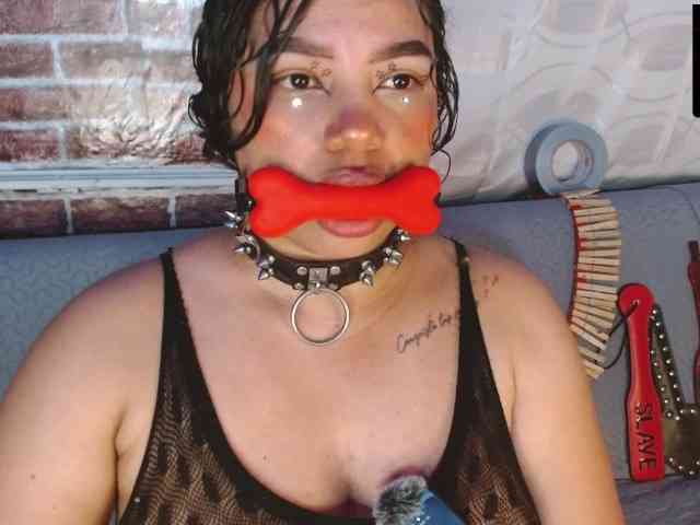 Leidy12 webcam