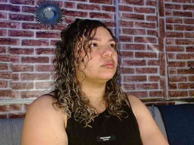 Leidy12 webcam