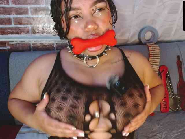 Leidy12 webcam